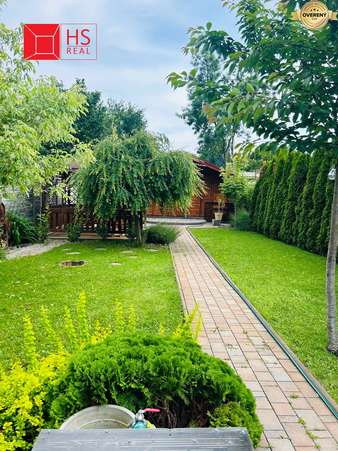 Ponúkam na predaj relax záhradu s chatou na Tekvičnom poli